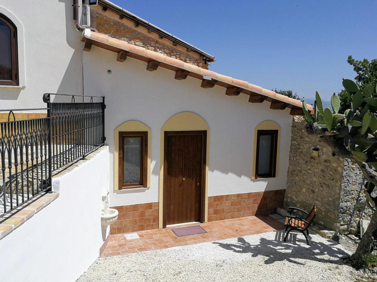 Hotel Roba Albanisi Aragona Esterno foto