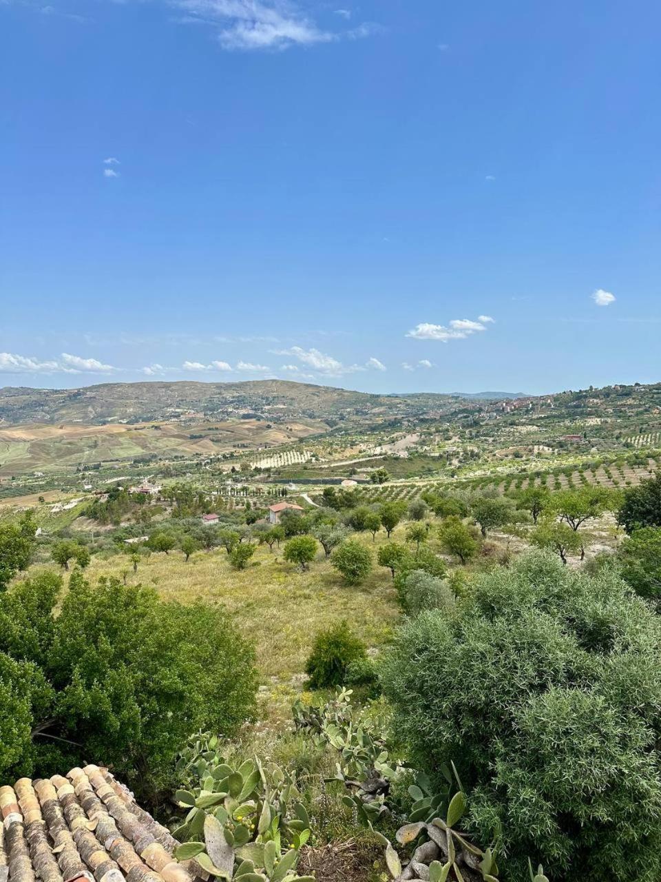 Hotel Roba Albanisi Aragona Esterno foto